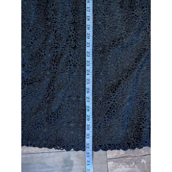 WHITE HOUSE BLACK MARKET Strapless Lace Overlay Dress 2 Black Cocktail Sheath - Picture 6 of 7